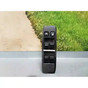 

25401AV640 WINDOW REGULATOR FRONT LEFT NISSAN FIRST SALOON (P12)