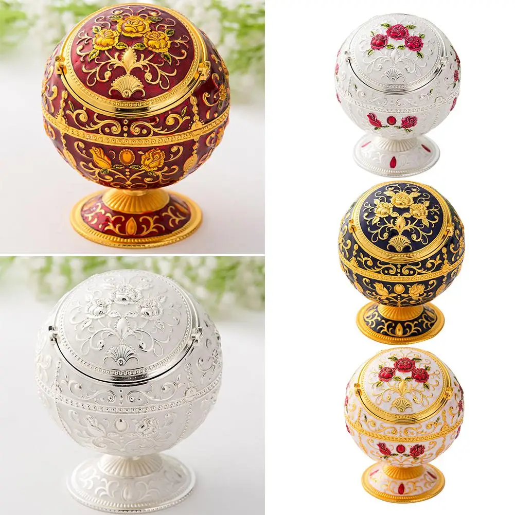 

Vintage Alloy Flower Globe Design Ashtray with Lid Ash Tray Holder Anti-scalding Cigarette Holder Portable Ashtrays Home Decor