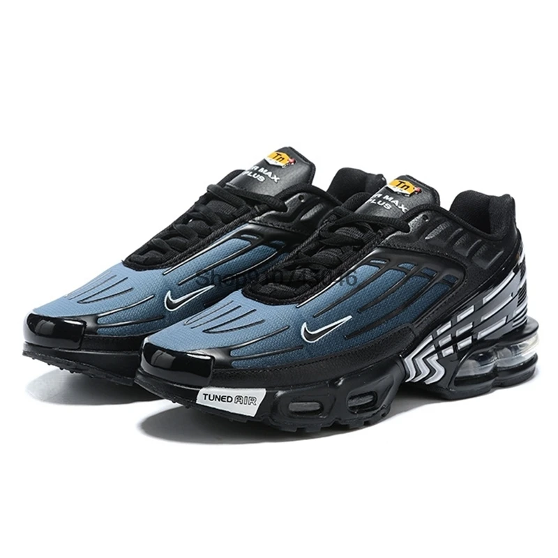 NIKE AIR MAX PLUS 