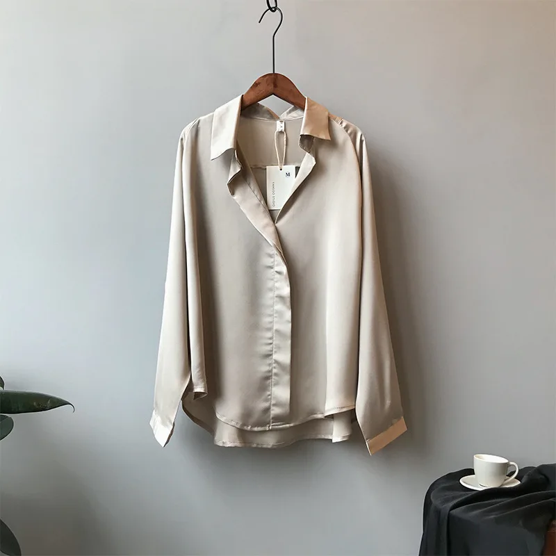 [EWQ] Повседневная блузка с длинными рукавами и воротником-стойкой, топ, Новинка осени, Корейская свободная однотонная атласная блузка QK49201S - Цвет: champers
