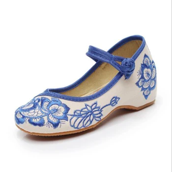 

Children's casual shoes girls old Beijing cloth shoes Tang costume embroidery flower shoes ethnic girls performance dance shoe