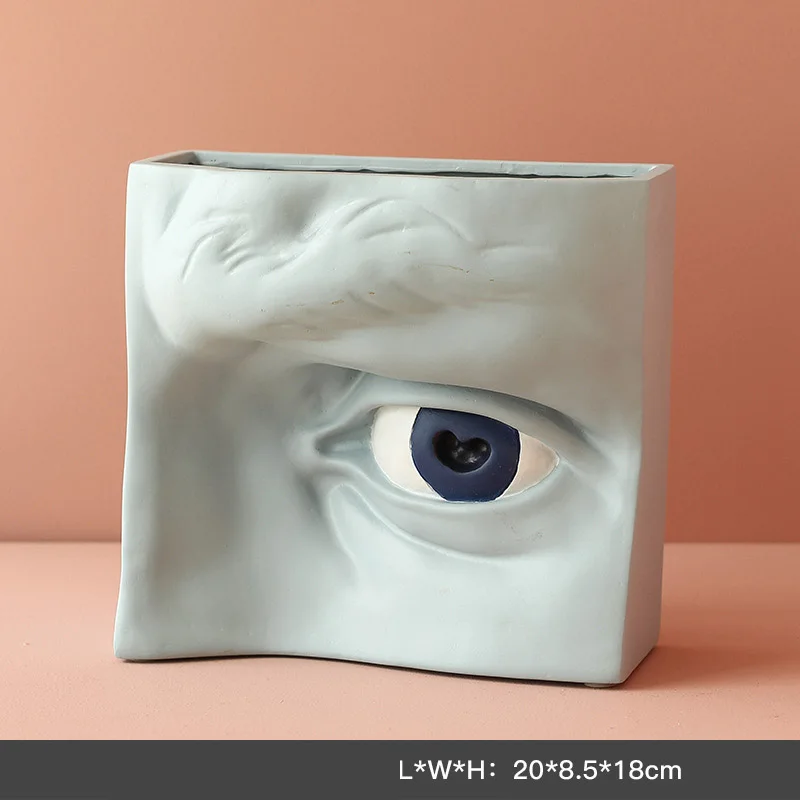 15427790637_1840850787