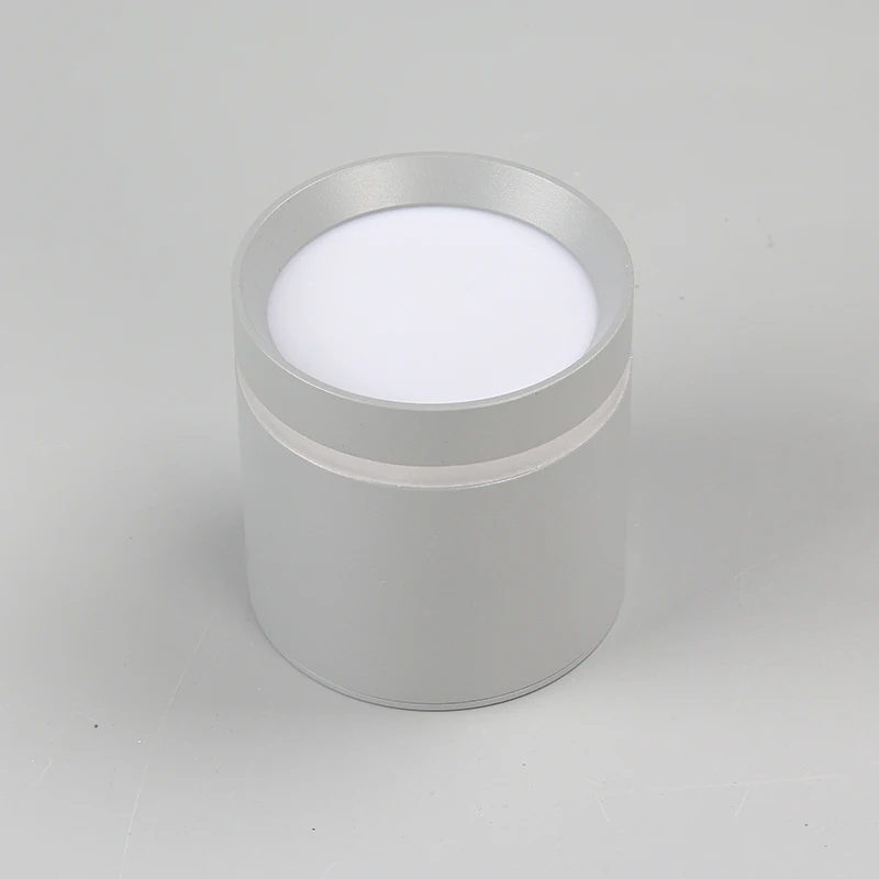 O1CN01Z2zuIV2MUeIro6Tod_!!1094759831