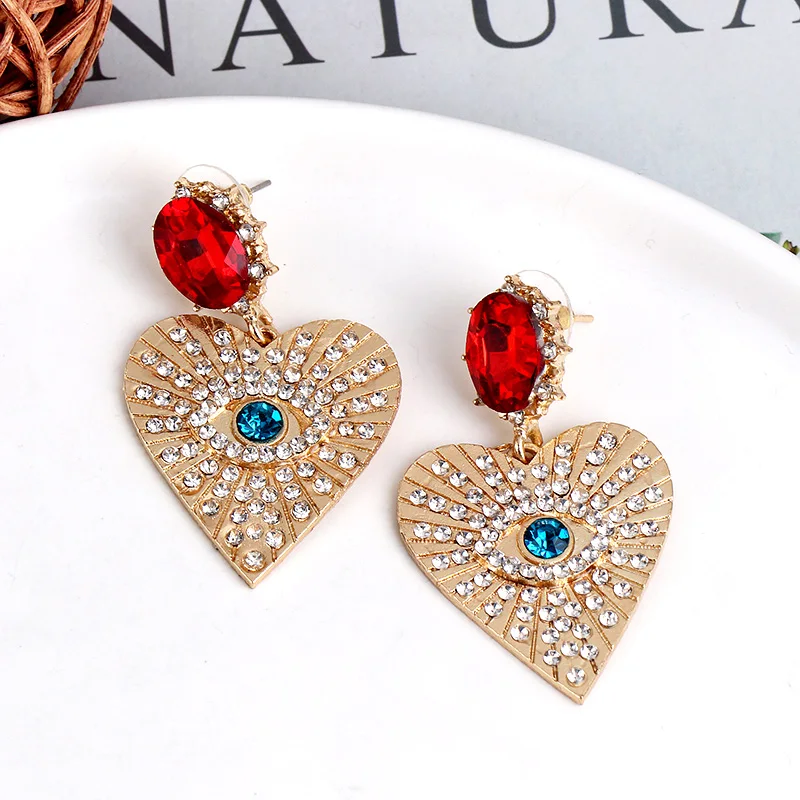 

JUJIA Bohemian Fashion Retro Gold Eye Earrings Women Charm Party Wedding Jewelry Love Heart Dangle Earrings