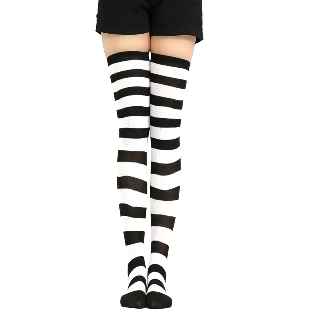 Black And White 1 пара Для женщин Нескользящие мягкие удобные длинные японский Стиль бедра Полосатые Гольфы выше колена эластичные вечерние Косплэй высокие облегающие шипованные - Цвет: Black And White