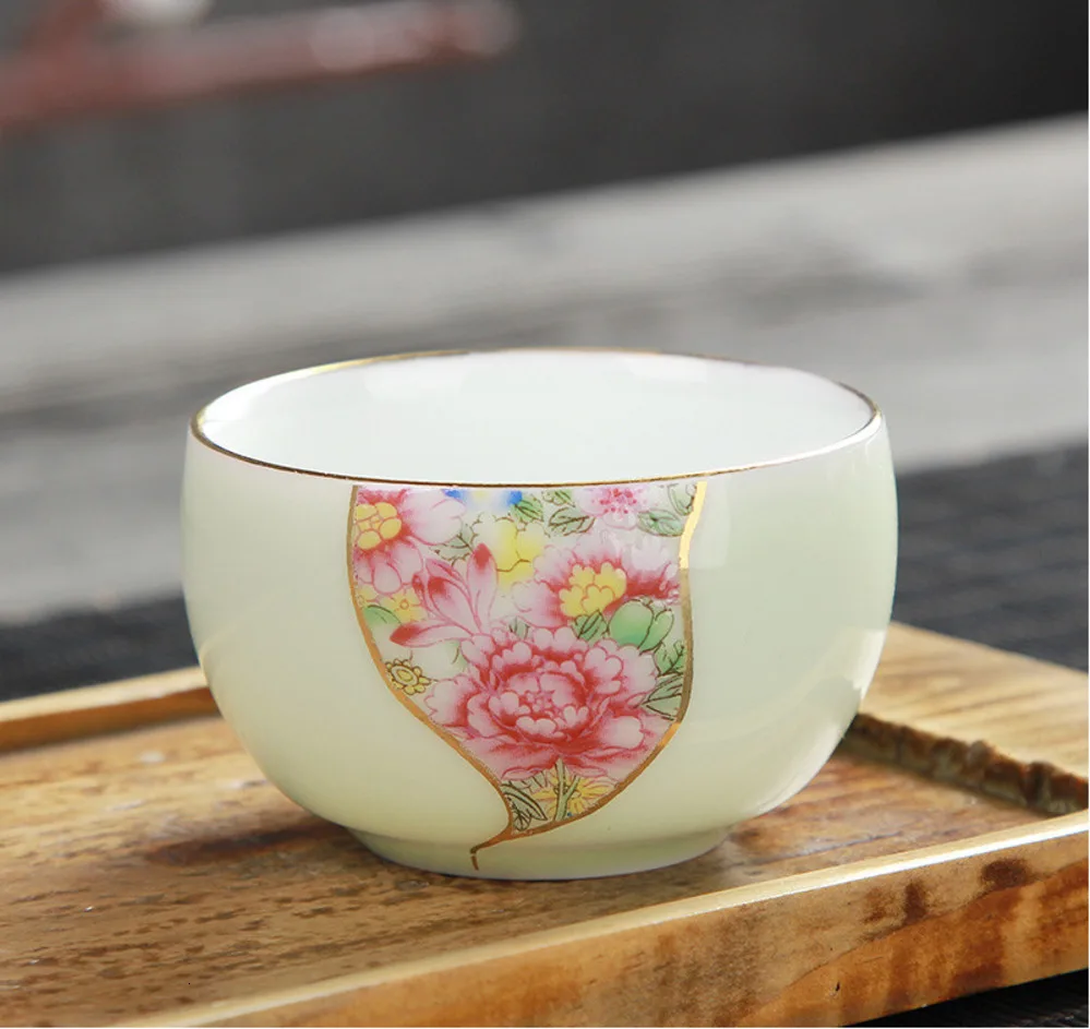 Hand-painted Phnom Penh Cup Of Tea Celadon Little Cup Of Kung Fu Tea From Cup Of Tea Accessory Personality Glasses - Цвет: A