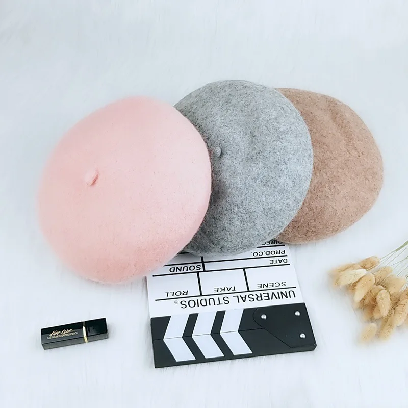 

Japanese autumn and winter artistic wool beret Korean candy color versatile painter hat retro British octagonal hat winter cap