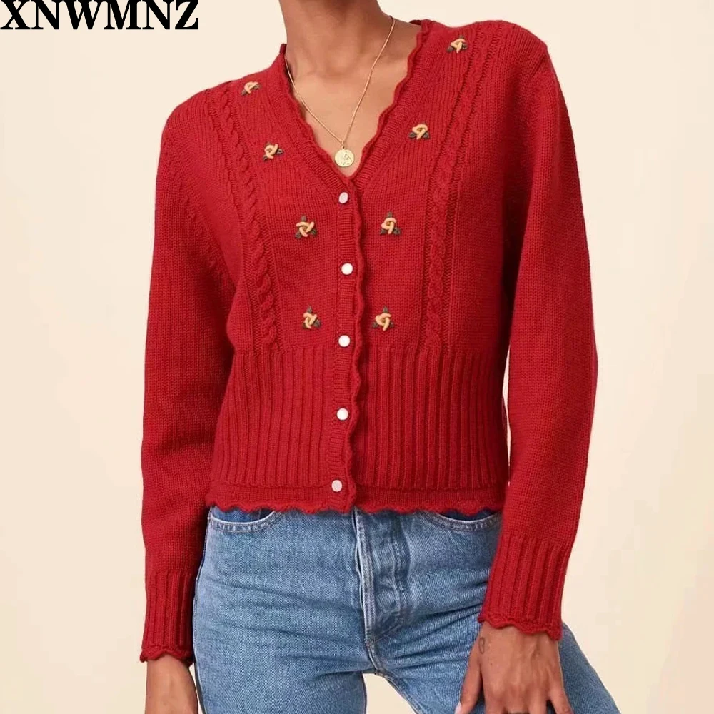 

XNWMNZ Za women 2020 Autumn Winter New Arrival Soild Color Twist V-neck Cardigan Soft Jacquard Elegant And Cute Kintted Sweater