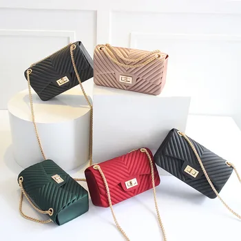 

2020 new V-shaped chain shoulder messenger bag matte matte jelly small bag trend mini PVC female bag