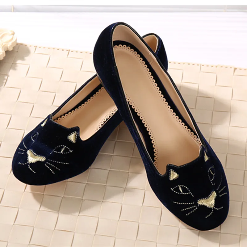 Flock Round Toe Flat Shoes Metal Decor Heel Single Shoes Woman Casual Shallow Mouth Ladies Shoes New Cute Cat Loafers Women