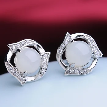 

Natural and Tian Baiyu ear nails 925 silver genuine and Tian Yu earrings fashion ear ornaments with certificate