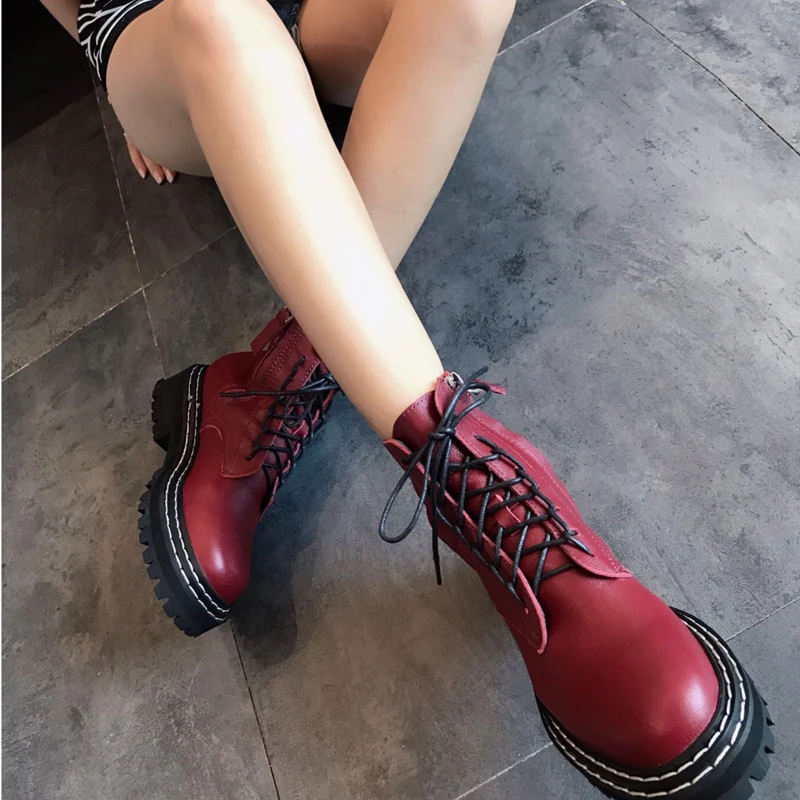Новинка года; ботинки в стиле пэчворк; женская обувь на шнуровке; Zapatos De Mujer; ботильоны; botas Mujer; шикарная женская обувь; женские Ботинки martin на платформе