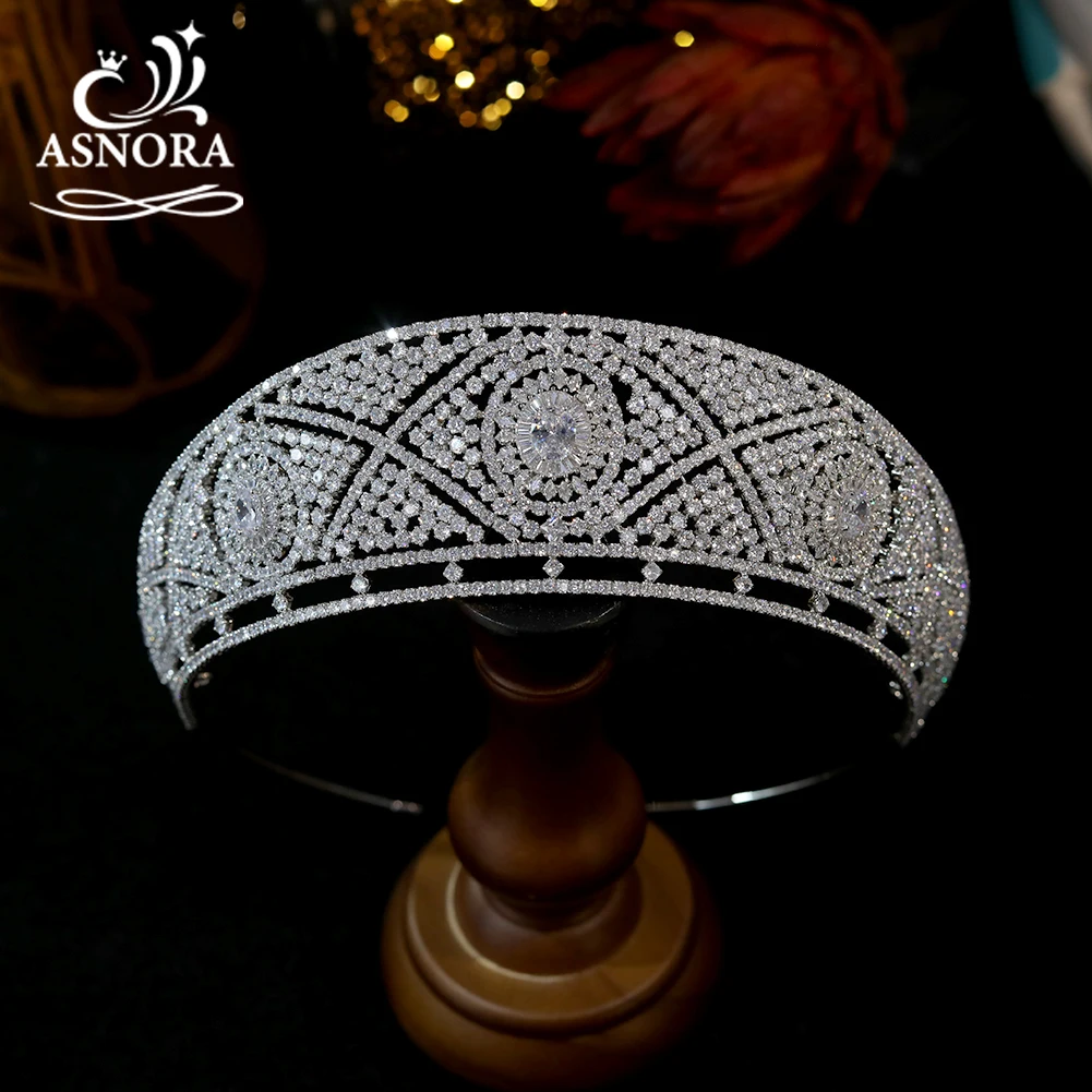 

Luxury Queen Crown Crystal Cubic Zirconia Tiaras Headband European Bride Headdress Wedding Hair Accessory Jewelry For Women