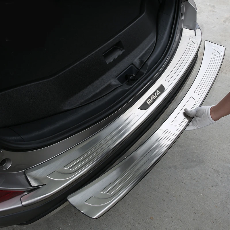 For Toyota RAV4  2017 to 2019 Car Styling Stainless Steel Rear Bumper Sill Trunk Door Sill Cover Sticker