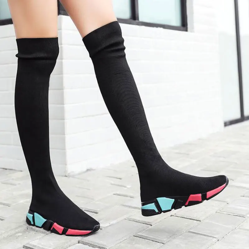 Sapatas das mulheres Sobre O Joelho Botas