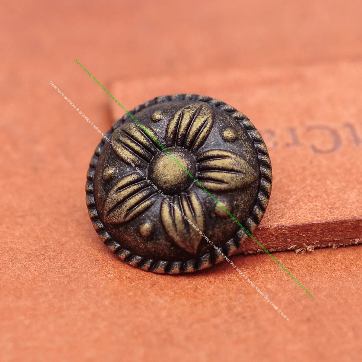 

10PC 21mm Antique Black Brass Plated Flower Leathercraft Belt Leather Case Horse Saddle Tack Concho Button Rivet Stud Rivetback