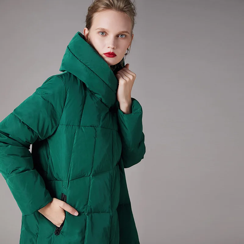 jacket women's winter new 90 white duck down thickened stand collar Korean loose women's down jacket medium length