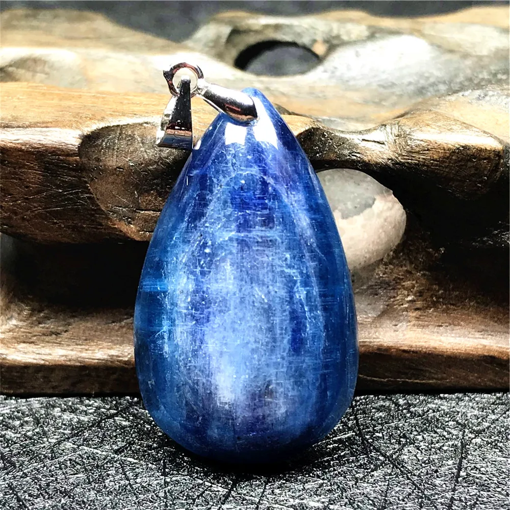 Kyanite Pendant (71)