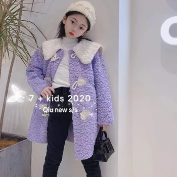 

Girls' jacket 2020 winter new children's lamb hair foreign horn button mid-length coat coat trend