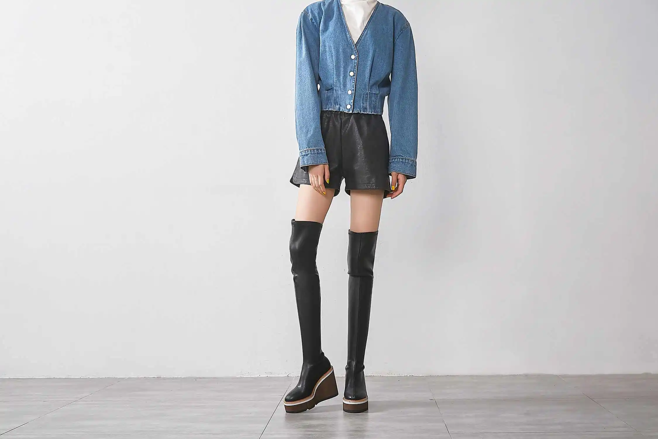Botas mujer; сапоги для верховой езды; женские сапоги В рыцарском стиле; Разноцветные сапоги на танкетке с толстой подошвой из эластичной кожи; Новинка; Простые зимние сапоги до бедра