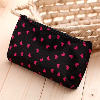 

Fashion Round Point Love Heart Zipper Makeup Bags Portable Travel Wash Bag Organizer Beauty Pouch Satin Waterproof Cosmetic Bag