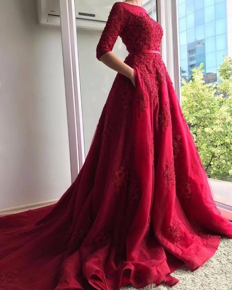 

2020 New Elegant Burgundy Half Sleeves Arabic Evening Dresses With Pockets Lace Appliques Prom Dresses Party Wear Sweep Train