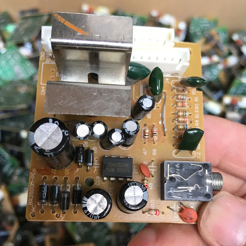 

HiFi Audio 2.1 Channel Subwoofer Power Amplifier Board TDA2822 tea2025b