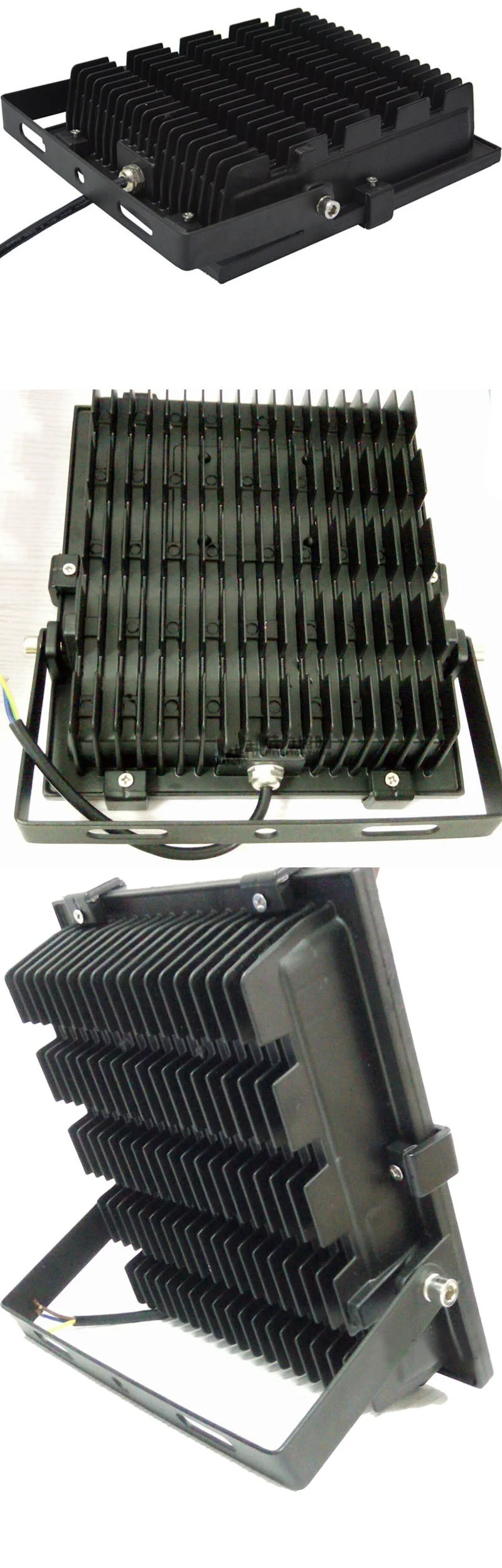 2940442155_1563568174