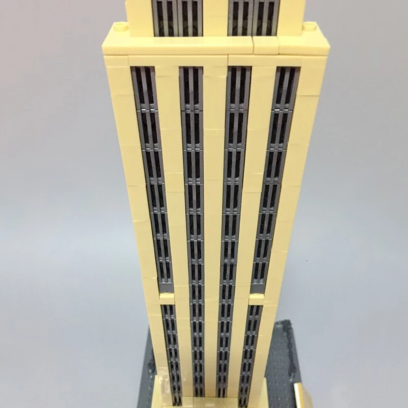 City Street Architecture The Empire State Building of New York Educational DIY Building Blocks Toys for Children Wange 5212 Set