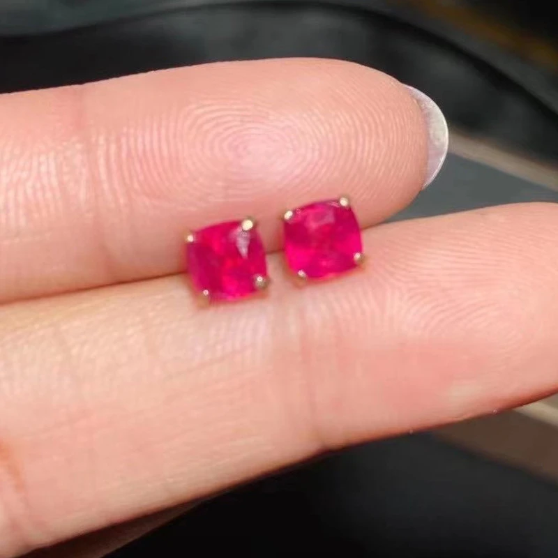 女性の日のための高品質の天然ルビーイヤリング 本物の宝石 18kゴールド ガールフレンドへのギフト スタッド イヤリング Aliexpress