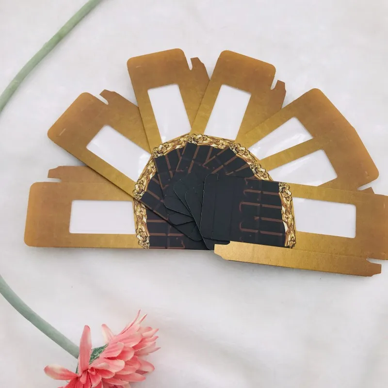 Коробка для ресниц из мягкого картона