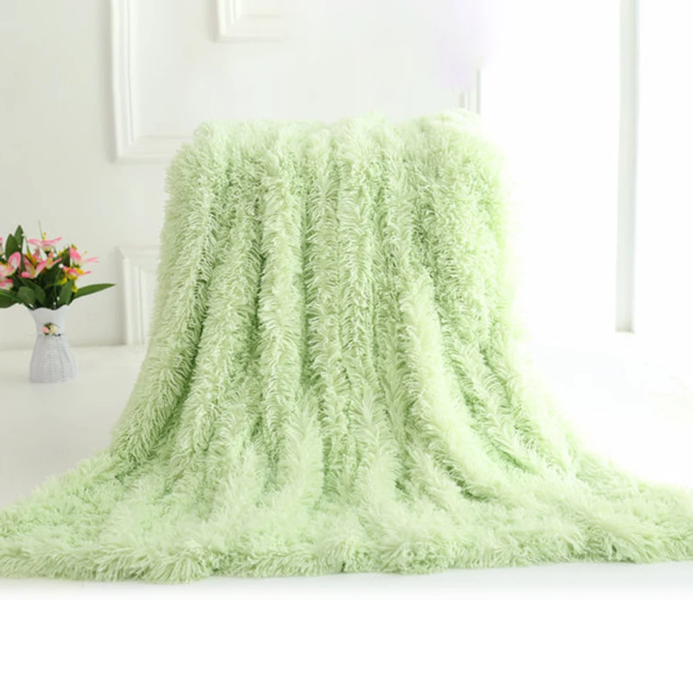 Portable Soft Blanket Long Fur Throw Blanket Super Soft Warm Cozy Plush Fluffy Decorative Big Blanket for Couch Bed Chair