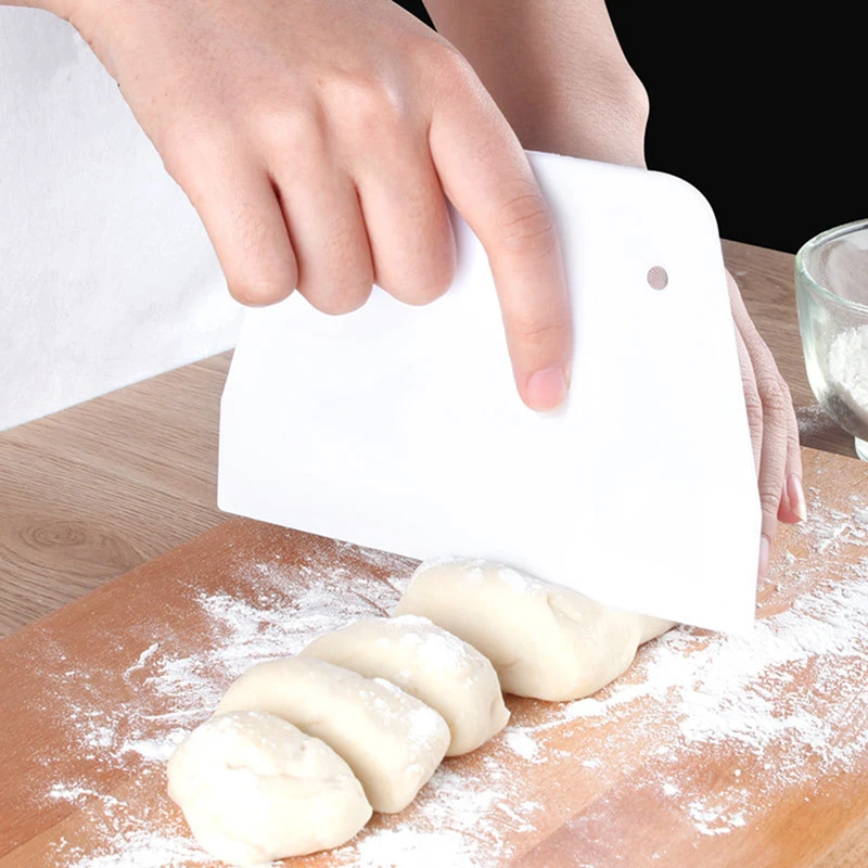

1PC Dough Cutters DIY Pastry Cream Spatula Slicer Cake Knife Fondant Smoother Scraper Kitchen Baking Decorating Accessories