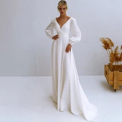 Eightree Sexy Wedding Dresses Puff Sleeve Pearls Bride Dress V-neck A-Line Floor Length Princess Wedding Evening Gown Plus Size