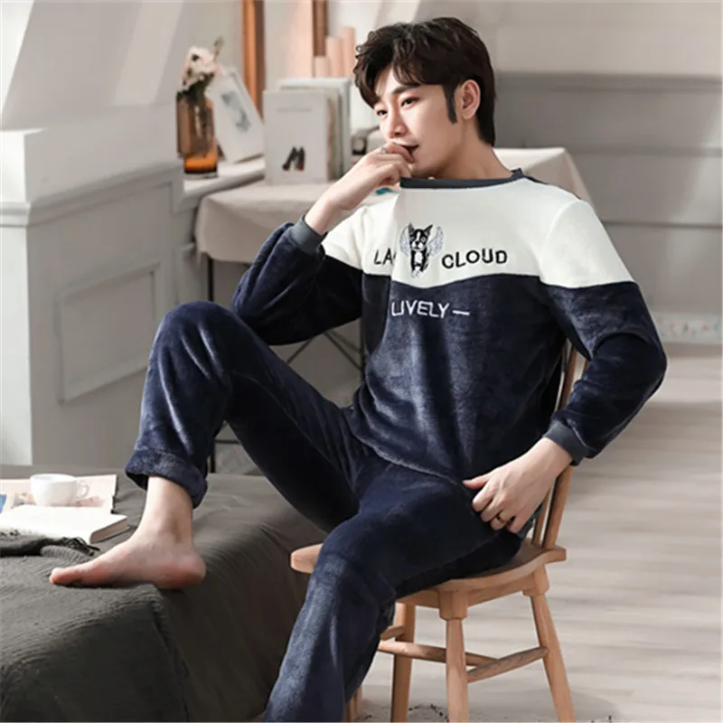 Thicken Flannel Men's Pajamas Two Piece Fashion Print Feather Home Clothes Loose Soft Homewear Pajamas Warm Winter 2Pieces/Set satin pajamas Men's Sleep & Lounge