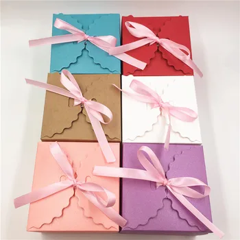 

30Pcs/Lot Handcraft Kraft Paper Boxes For Happy Festival Holiday Sweet Candy Gifts Paperboard Container Boxes With Tassel String