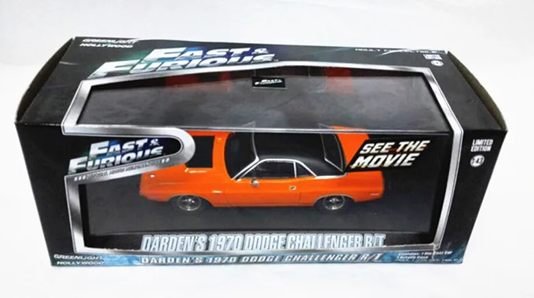 Зеленый светильник 1:43 DAROEN'S 1970 DODGE CHALLENGER R/T бутик сплава автомобиля игрушки для детей Детские игрушки модель оригинальная коробка