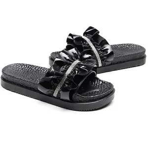 Women Beach Flip Flops Summer Slippers Shoes Home Female Ladies Shoe Women Sandals Slides Crystal Ruffles Slippers Woman Pantufa