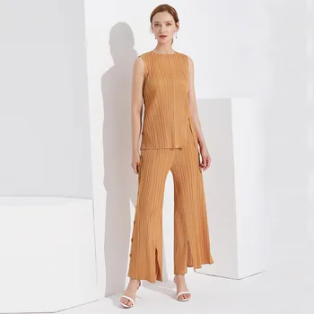 

LANMREM can ship Vent Comfortable pleated two pieces set women Temperament Round Neck Sleeveless top + Wide Leg Trousers YJ058