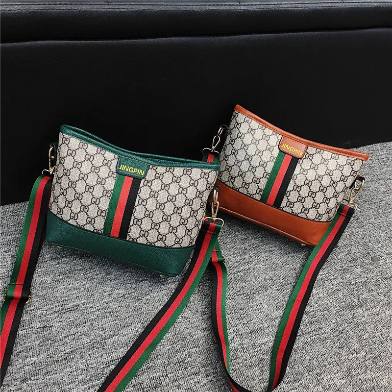 

Women's 2019 New Style Korean-style Versatile Messenger Bag INS Ultra-Fire Pack Broadband Bucket WOMEN'S Bag Fashion