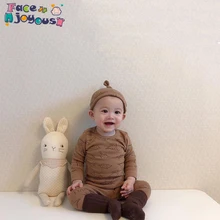 Одежда с динозаврами для маленьких мальчиков и девочек, Осенний детский комбинезон, шапка для девочек, домашняя одежда с длинными рукавами для новорожденных, комплект из топа и штанов