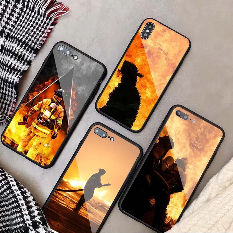 Чехол для телефона из закаленного стекла с изображением героев фирама iphone 13 12 11 Pro