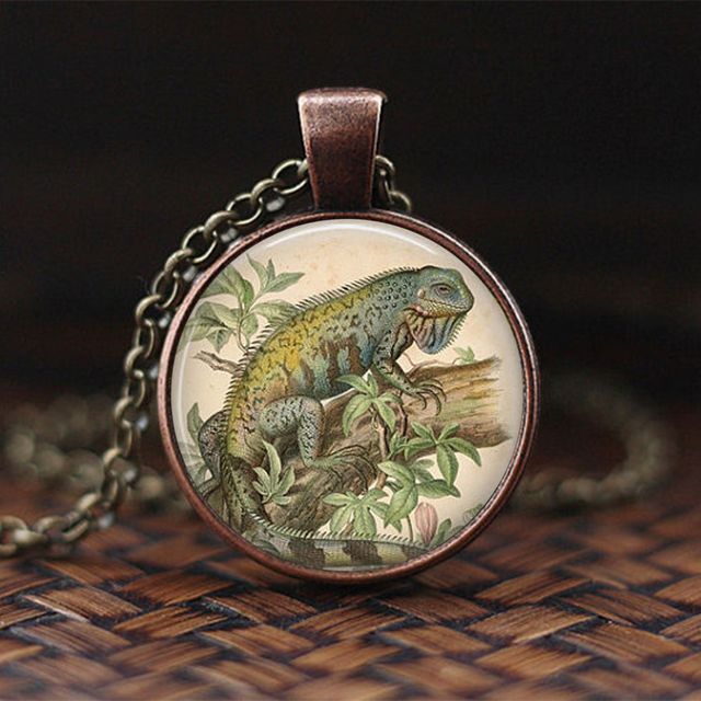 Running Rabbit Dome Glass Pendant Necklace Bunny Choker Necklace for Women Girls Animal Trendy Delicate Charm Gift Jewelry