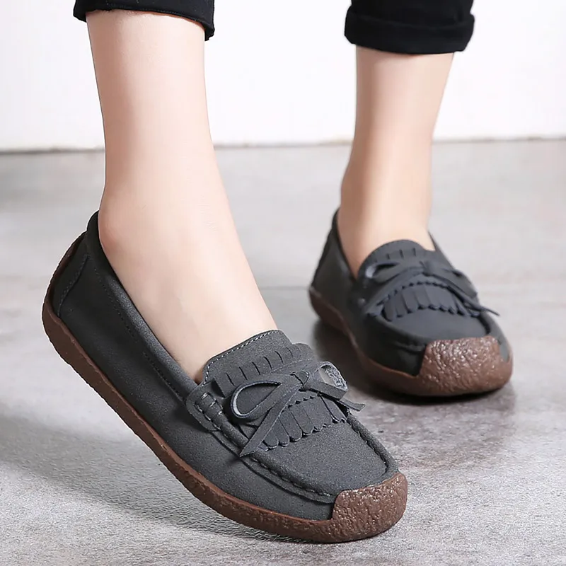 

2020 New Big size 42 Women Flat Shoes Flock Tassel Slip on Butterfly-knot Loafers for Girls Light Weight Women casual shoes