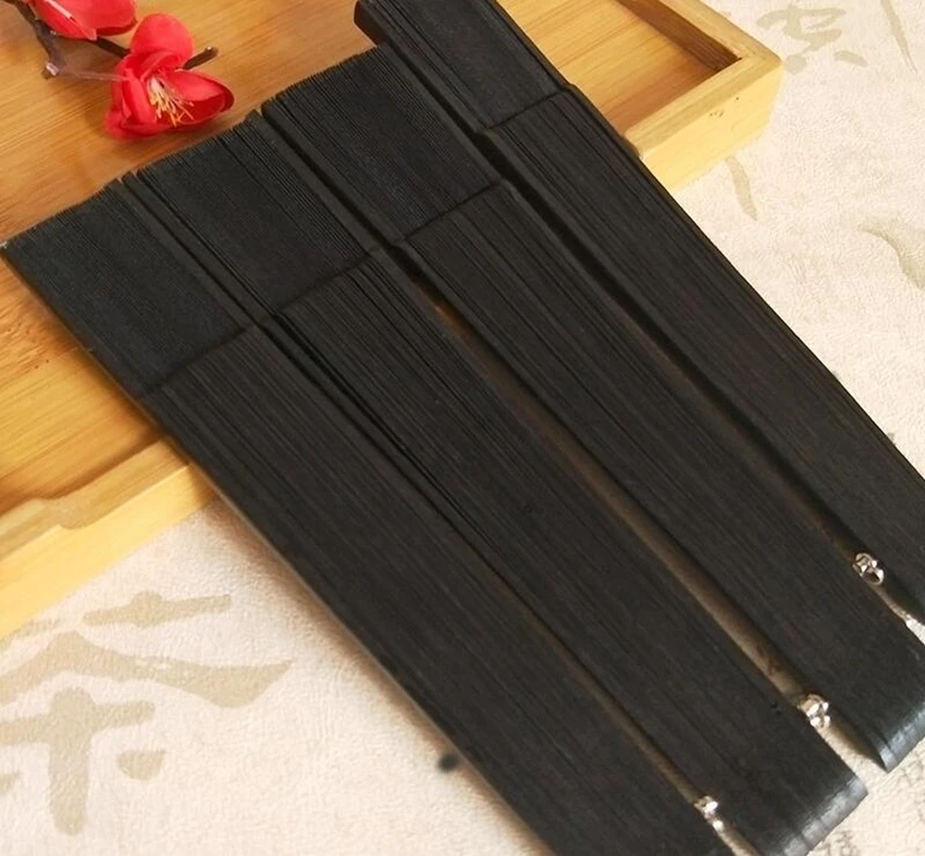 black hand fan08