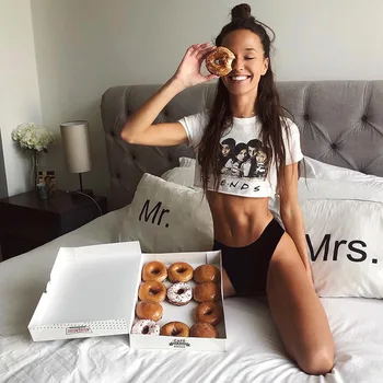 

2019 autumn women's women's new style printing and navel-based short-sleeved T-shirt