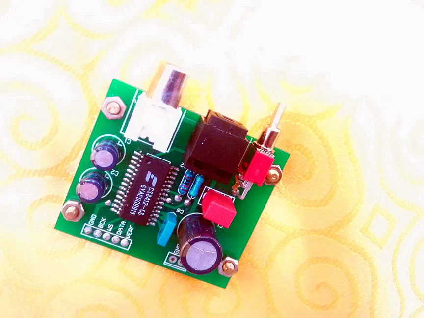 Coaxial fiber receiving board coaxial fiber input to I2S IIS for decoder DAC chip CS8412