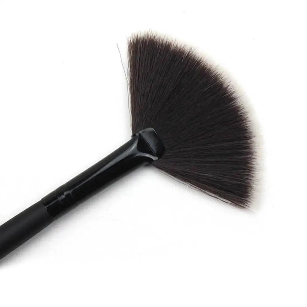 Unique small fan-shaped makeup brush umbrella-shaped powder brush wood handle fiber Cosmetic Eye Shadow brush Make Up Brush