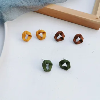 

S925 Silver Needle Retro Hong Kong Style Matte Textured Ear Stud Creative Hollow out Triangular Earrings Simple Non-mainstream E