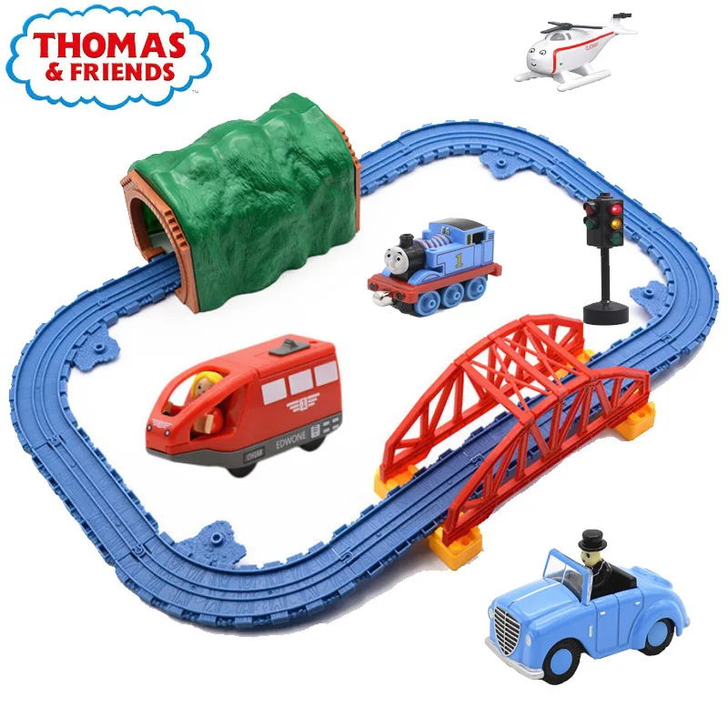thomas magnetic train track